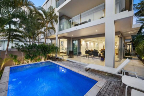 1 215 Gympie Terrace Noosaville